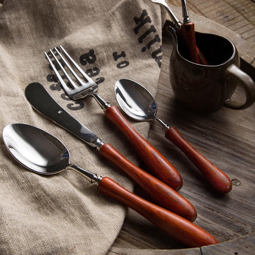wood carving a spoon